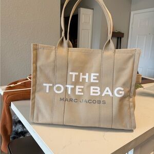 Marc Jacobs The Canvas Large Tote Bag - Beige